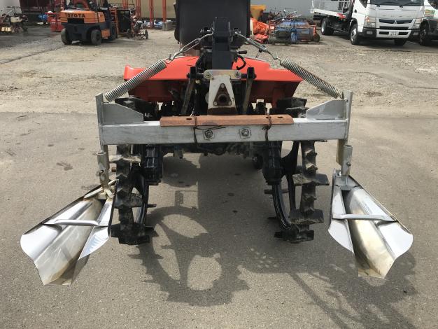 クボタ　中古　田植機【改】溝切機