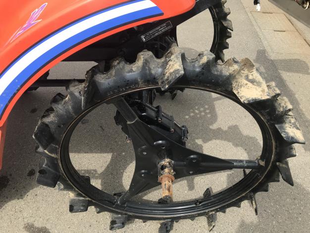 クボタ　中古　田植機【改】溝切機