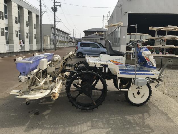 イセキ　中古　直播機