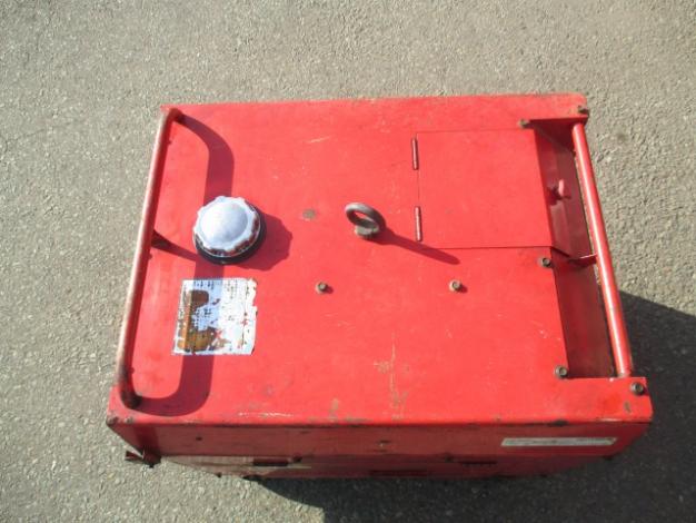 新ダイワ工業 中古 ディーゼル発電機