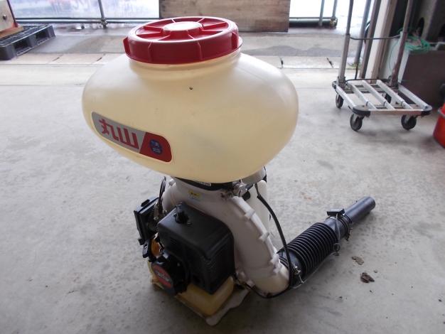 丸山　中古　動力散布機