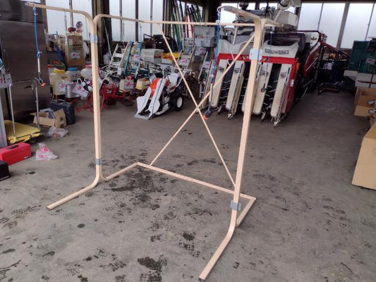不明　中古　tパックスタンド