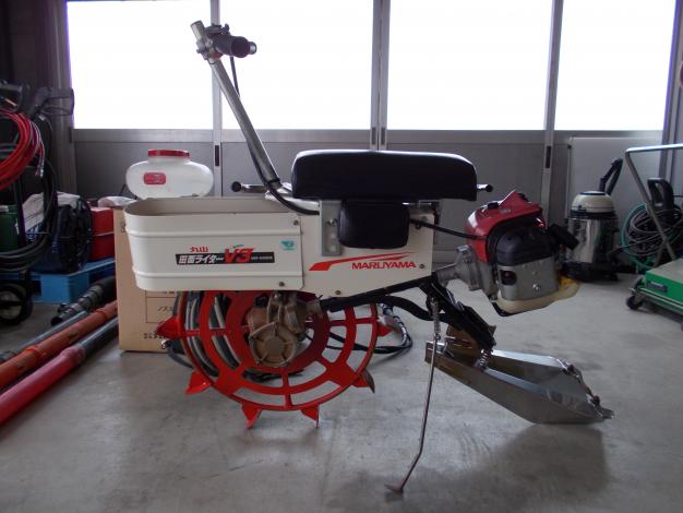 丸山　中古　乗用溝切機