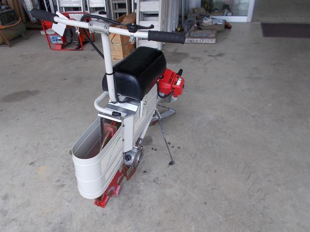 丸山　中古　乗用溝切機