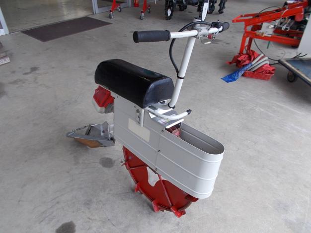 丸山　中古　乗用溝切機