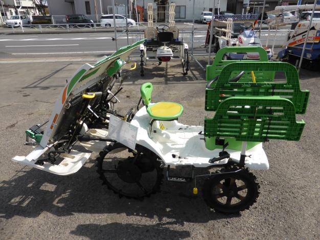 ヤンマー 乗用田植機 4条植え 歩っとハンドル