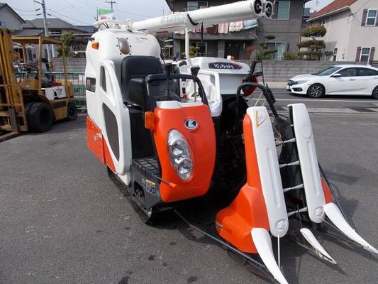 クボタコンバイン