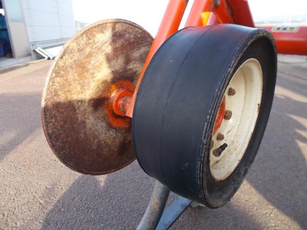 クボタ　中古　畦塗機