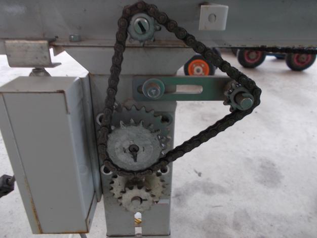 コンマ　中古　苗箱供給機