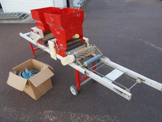 ミツビシ　中古　播種機