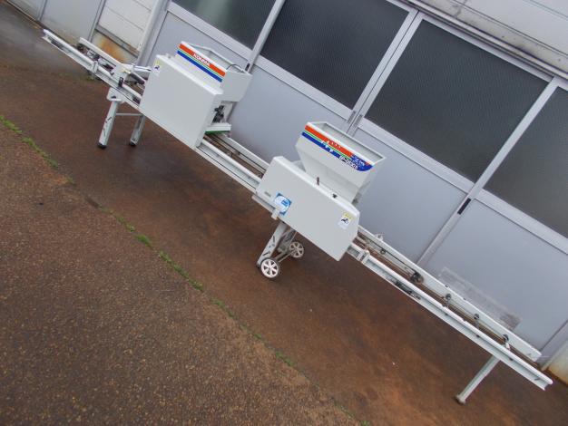 コンマ　中古　播種機