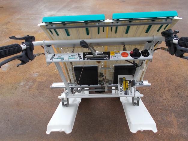 クボタ中古1輪2条歩行田植機