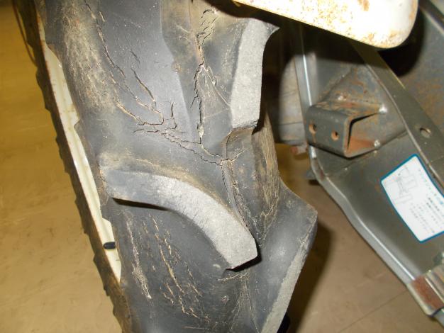 クボタ　中古　耕耘機