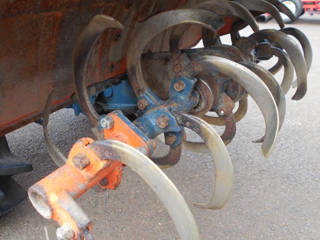 中古　クボタトラクター