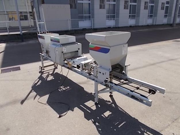 コンマ　中古　播種機