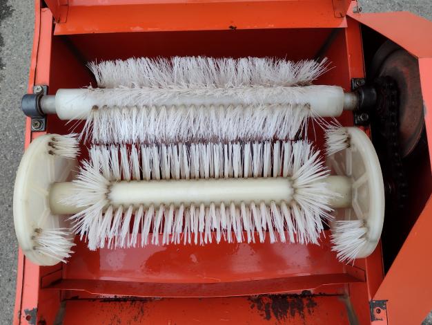 クボタ　中古　苗箱洗浄機