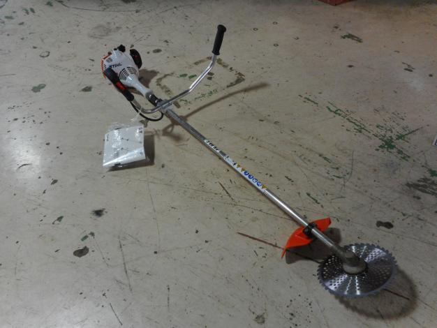 スチール　中古刈払機