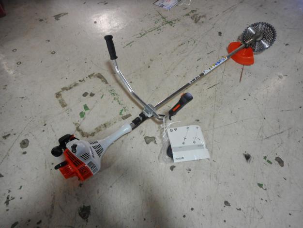 スチール　中古刈払機