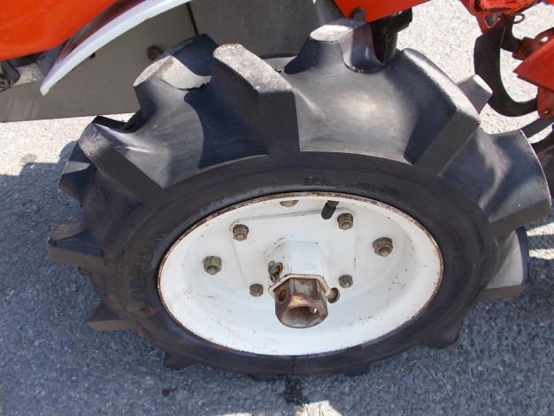 クボタ　中古　耕耘機