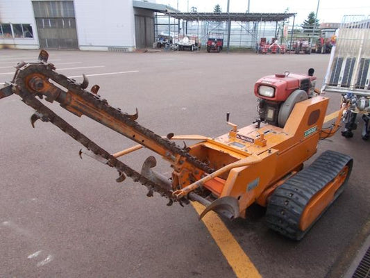 カワベ　中古　トレンチャー