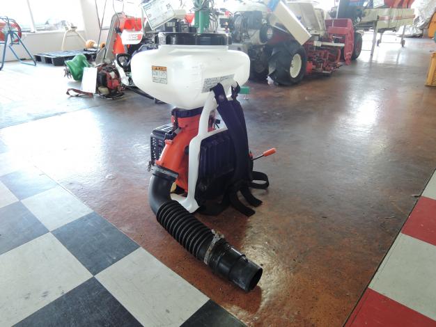 共立 中古 背負動力散布機