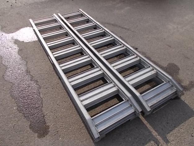 東海アルコック　中古　アルミブリッジ