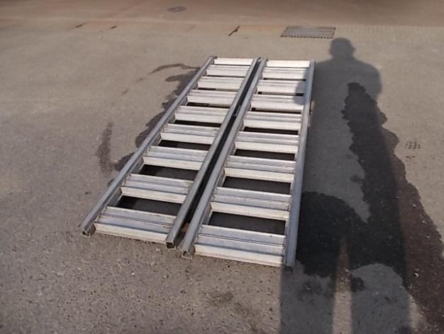 東海アルコック　中古　アルミブリッジ