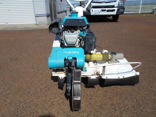 クボタ 中古 畦畔草刈り機