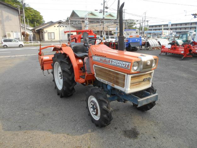 クボタ 中古 トラクター 22馬力 – 農キング