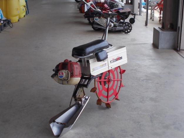 丸山　中古　乗用溝切機