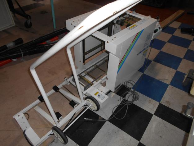 スズテック　中古苗箱積出機