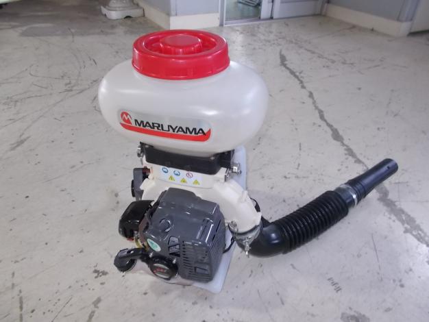 丸山　中古　動力散布機