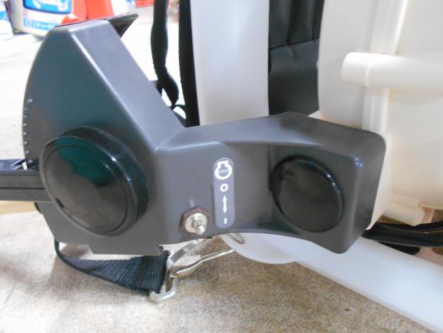 Ｊ 丸物１０キロ・荒１０キロ 中古 背負い 動力散布機 1キロ剤対応 – 農キング