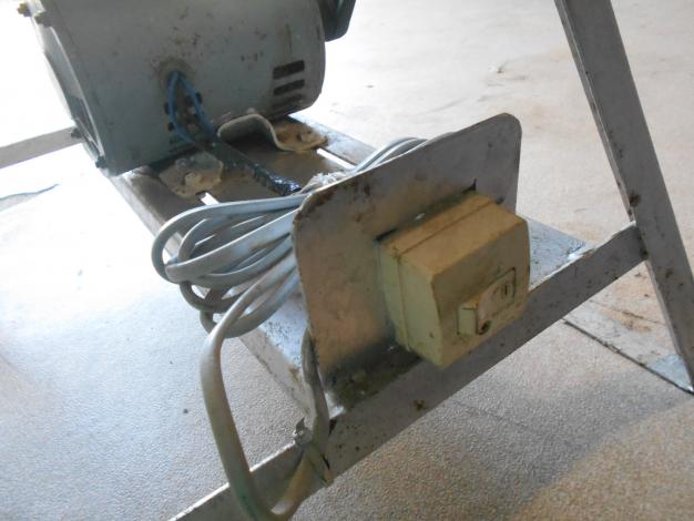 佐藤製作所　中古味噌切機　釜付き