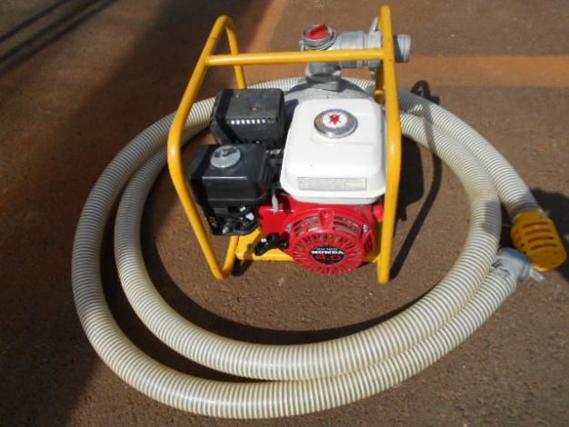 マツザカ　中古動力ポンプ