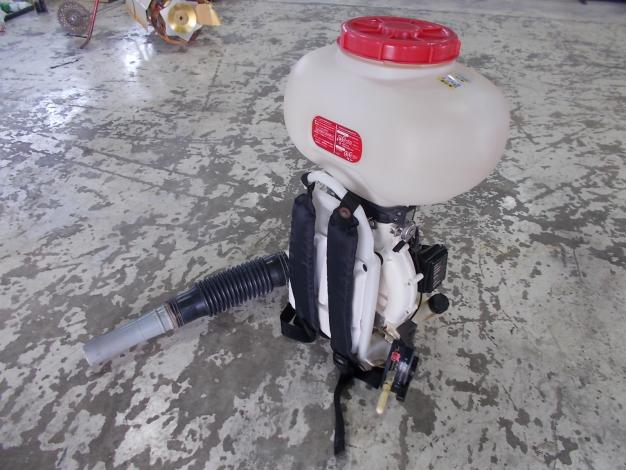 丸山　中古　動力散布機