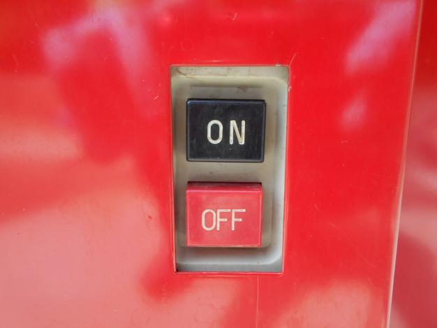 コーワ　中古　育苗箱洗浄機　100V