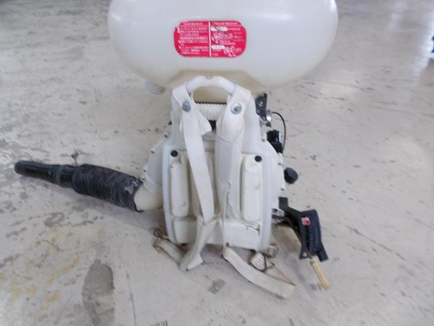丸山　中古　背負動力散布機
