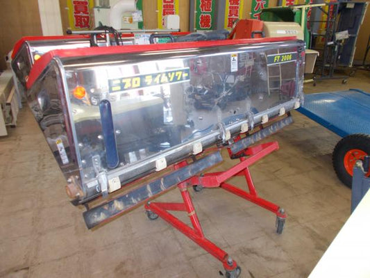 ニプロ　中古　施肥機　ライムソワー