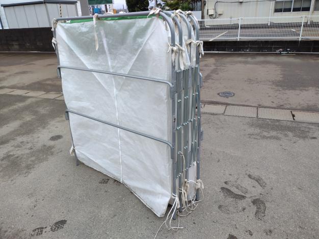不明　中古　籾殻コンテナ