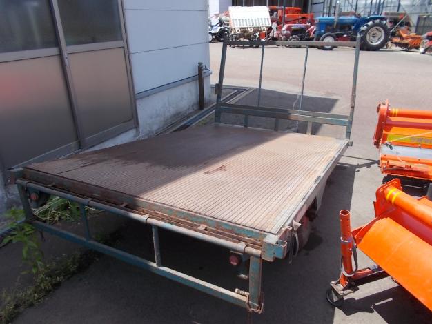 中古　トレーラー