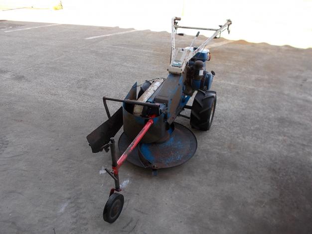 イセキ　中古　牧草モア