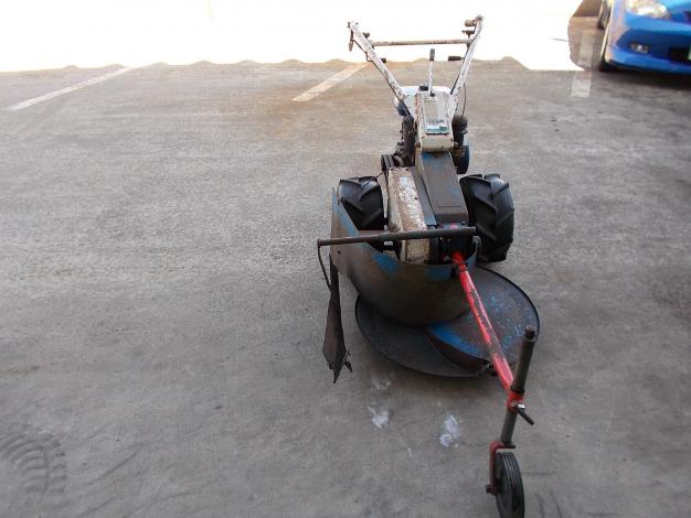 イセキ　中古　牧草モア