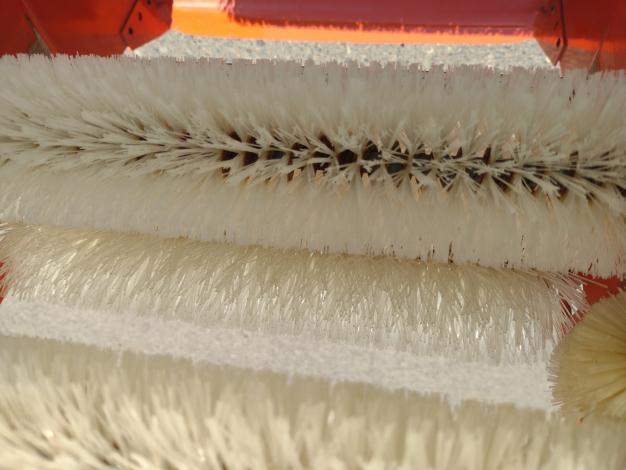 みのる産業　中古　苗箱洗浄機