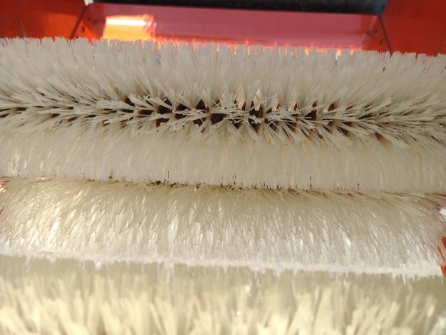 みのる産業　中古　苗箱洗浄機