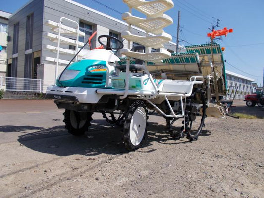 中古　クボタ　田植機