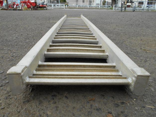 中古 アルミブリッジ 2.4m 1本