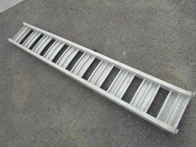 中古 アルミブリッジ 2.4m 1本