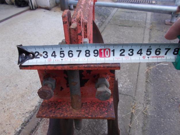 小関農機　中古　溝ホール