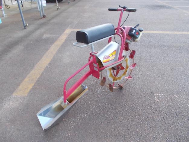 オータケ　中古　乗用溝切機